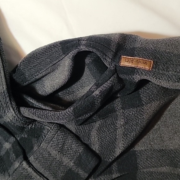 CHAPS Gray Black Plaid Long Sleeve Fleece Flannel Shirt W/Jacket Pockets Medium - Picture 11 of 16